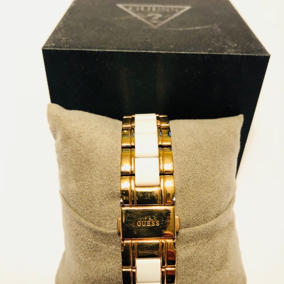 GUESS WATCH WOMEN ROSE GOLD - Picture 5 of 7
